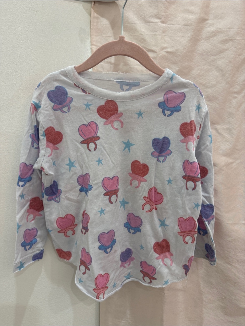 Chaser White Long-Sleeve Tee with Pink, Purple & Red Heart Motifs